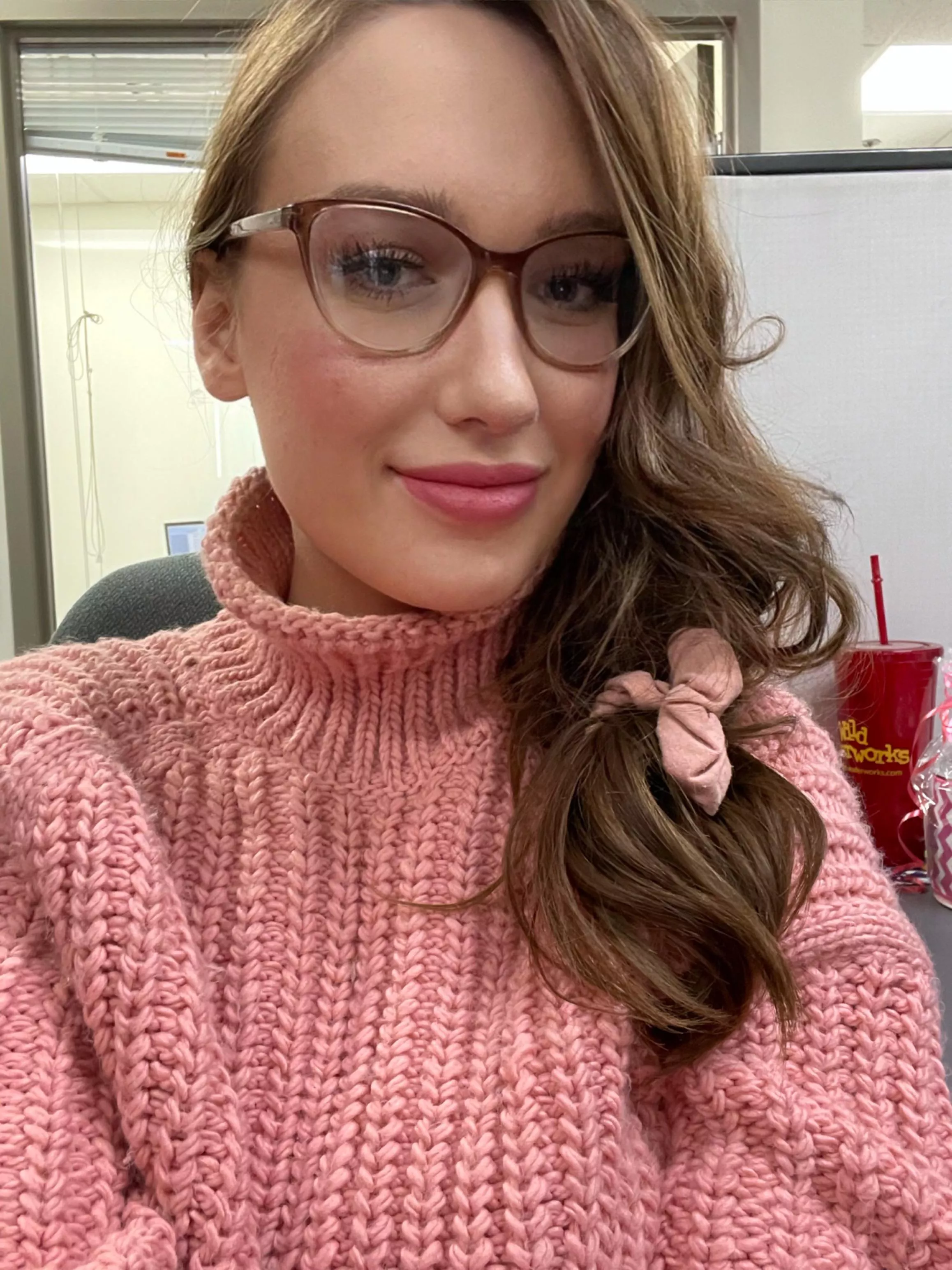Posting a turtleneck pic to spice things up in here 😂