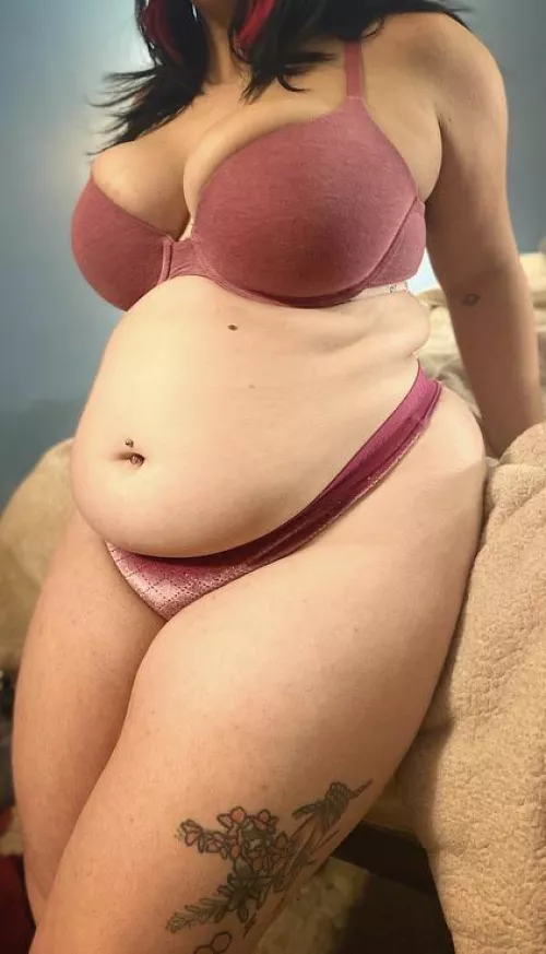 Posting didnt work right last night, so heres try two… be gentle first time posting 🥺🥺