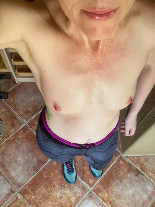 Post-run, pre-shower. Enjoy! 😘