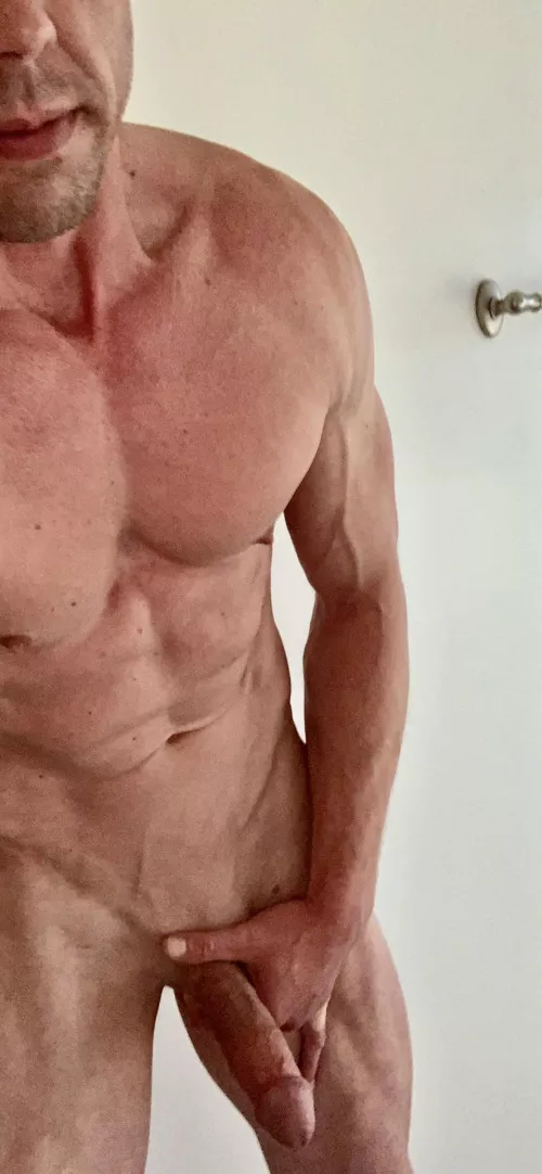 Post-workout hit the showers š¦