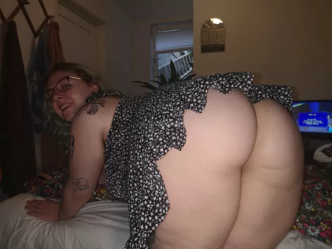 Pound me in this position pleeease!