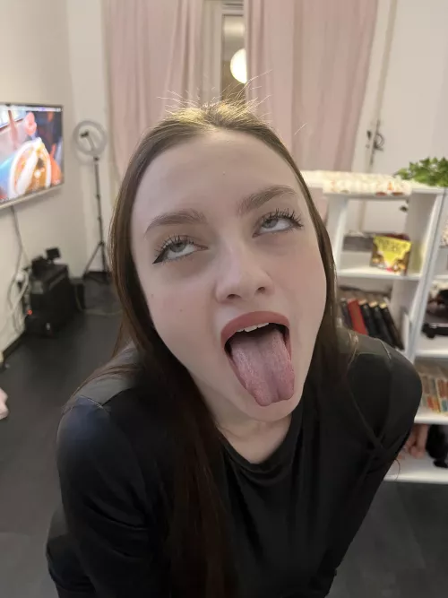 pour cum into this hole pour cum into this hole