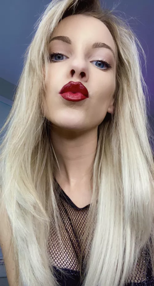 POV: I tied you up and now Iβm about to brand you POV: I tied you up and now Iβm about to brand you