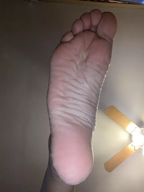 POV: Iβm about to squish your face with my wrinkly sole