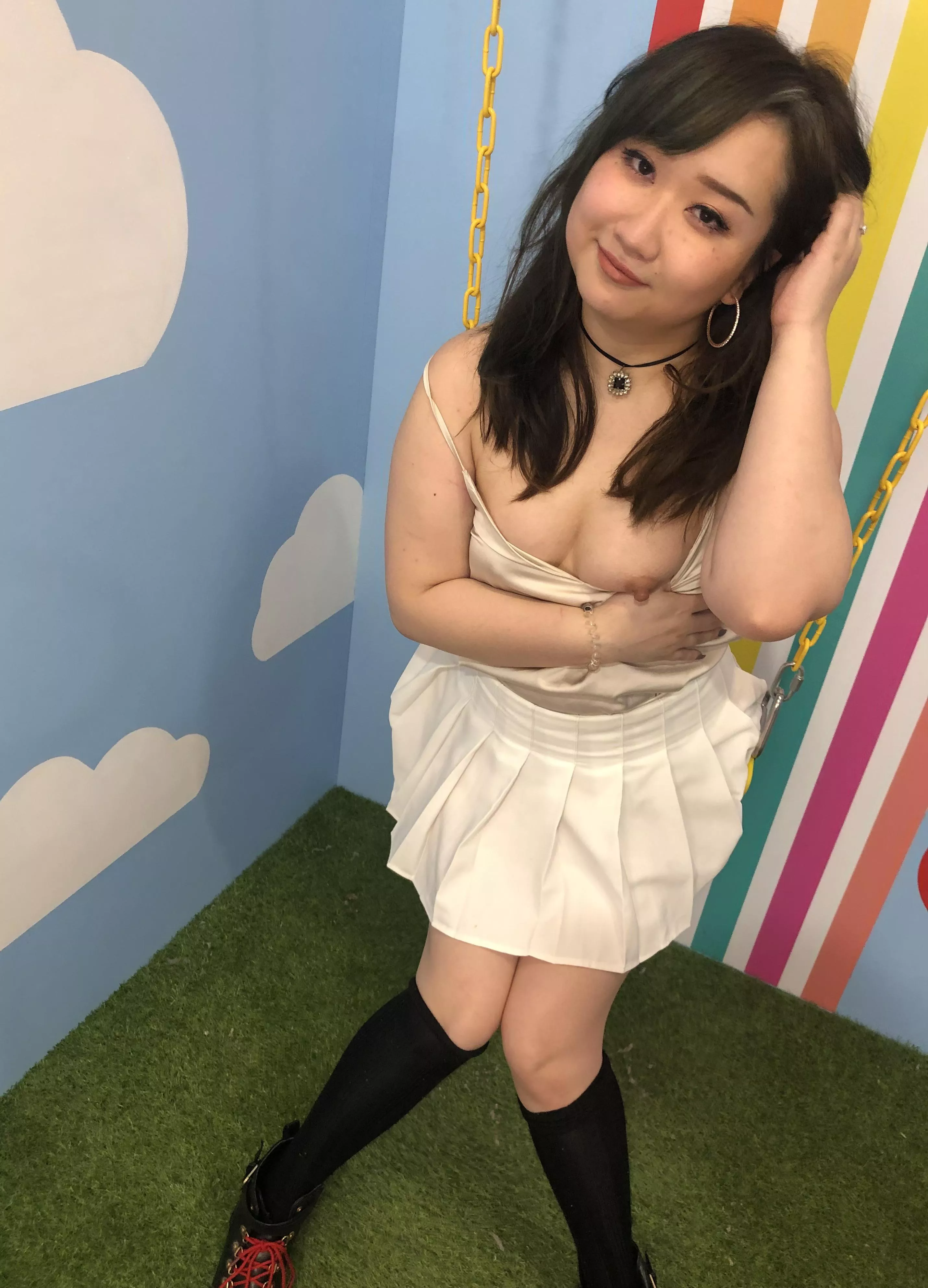 POV: you are my Instagram husband, I flashed you as a reward. Would you get a boner?