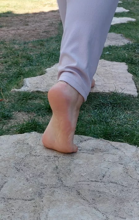 POV: You're chilling at the park and accidentally see this, not knowing me. Do you get hard? POV: You're chilling at the park and accidentally see this, not knowing me. Do you get hard?