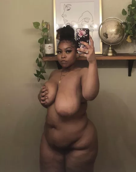 pre shower mirror pics always hit different 🥴 pre shower mirror pics always hit different 🥴
