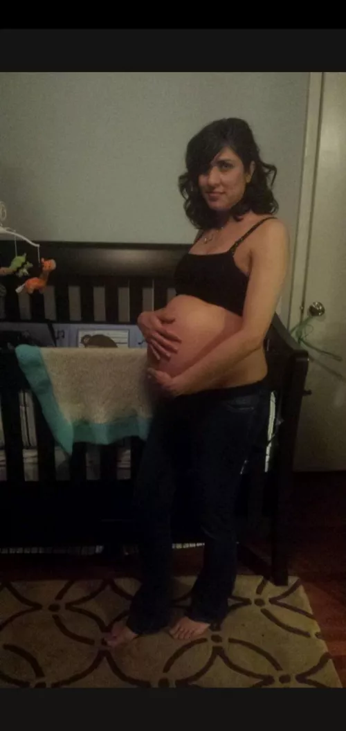 Preggo teacher..