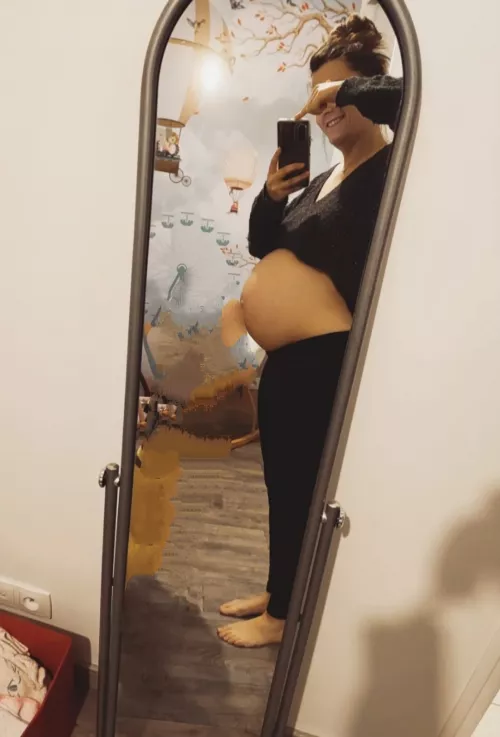 Pregnant hot