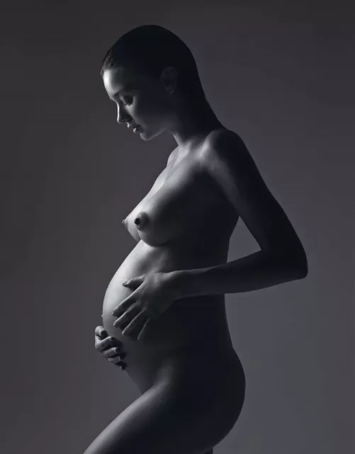 Pregnant Miranda Kerr