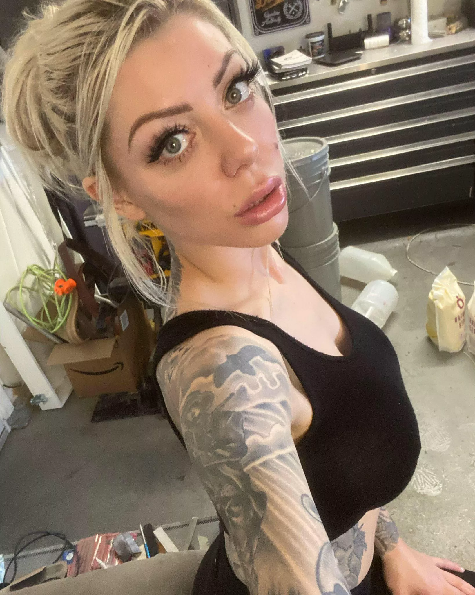 Pretty girl Pretty girl