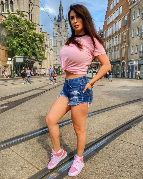 Pretty in pink Pretty in pink