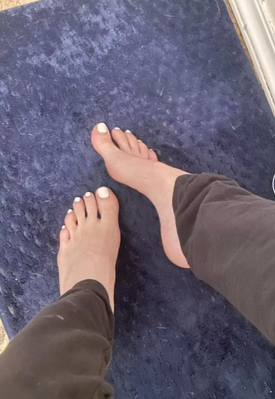 pretty toes waiting for your mouth pretty toes waiting for your mouth