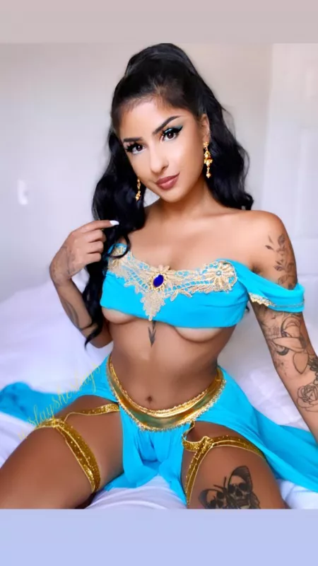 Princess Jasmine by Slaysheslays. Princess Jasmine by Slaysheslays.