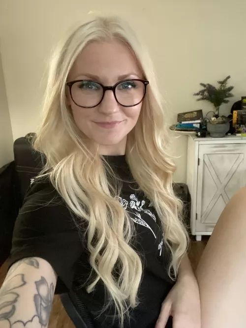 Princess vibes after getting my hair done 💕