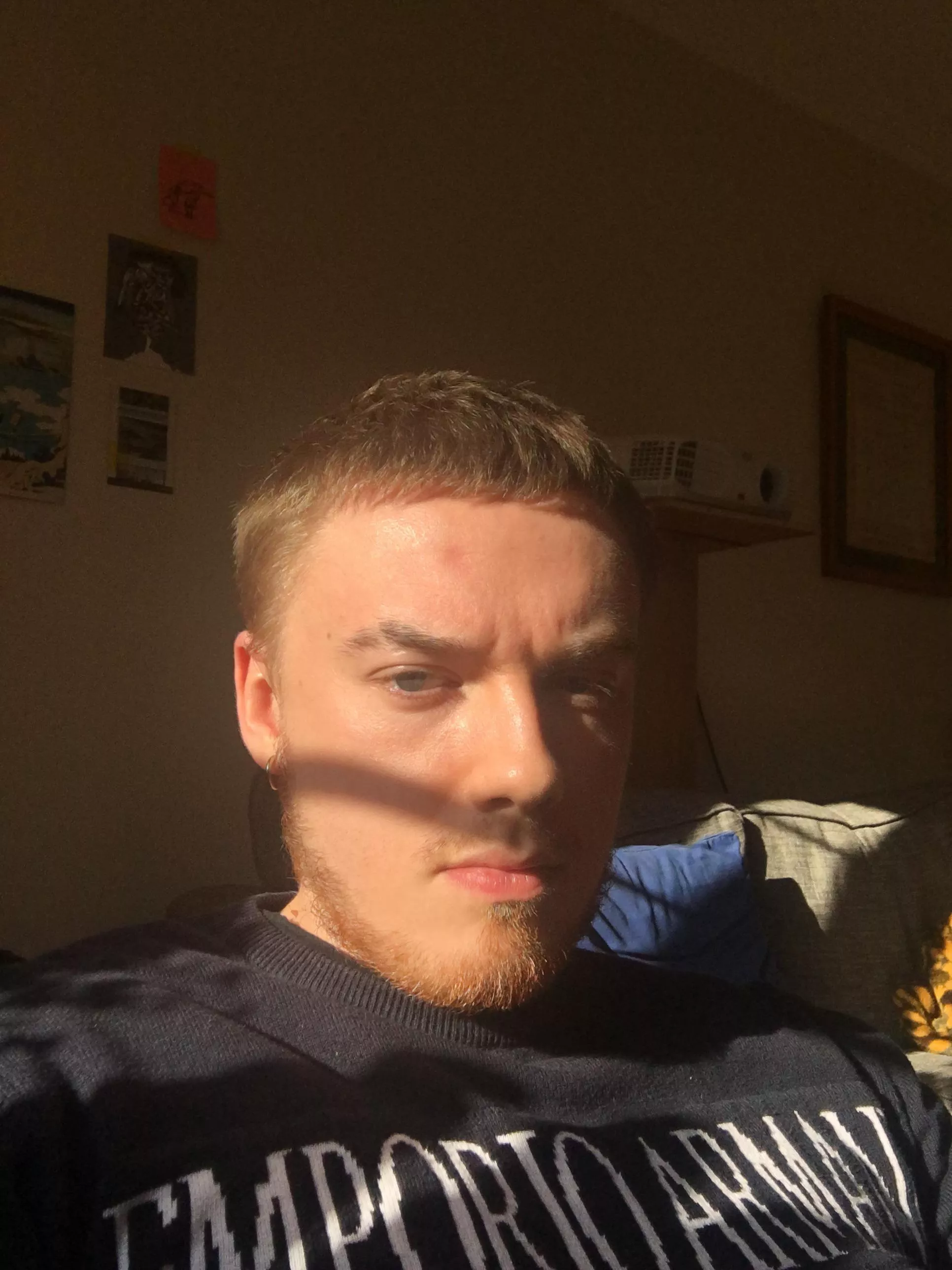 Promise I’m not as moody as I look 😂