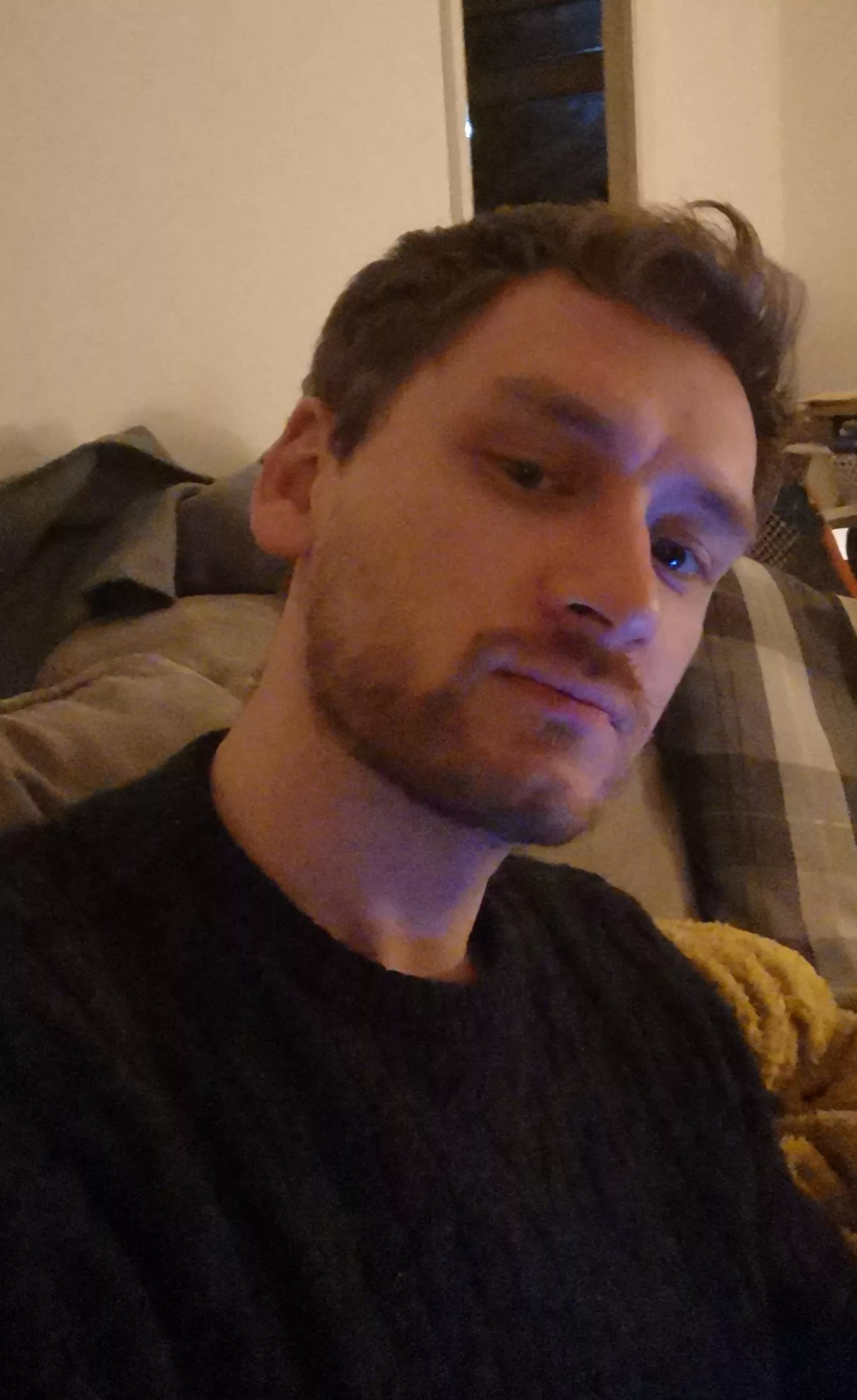 Proper struggle to sleep these days. 3am. Please someone help me sleep 😂😭