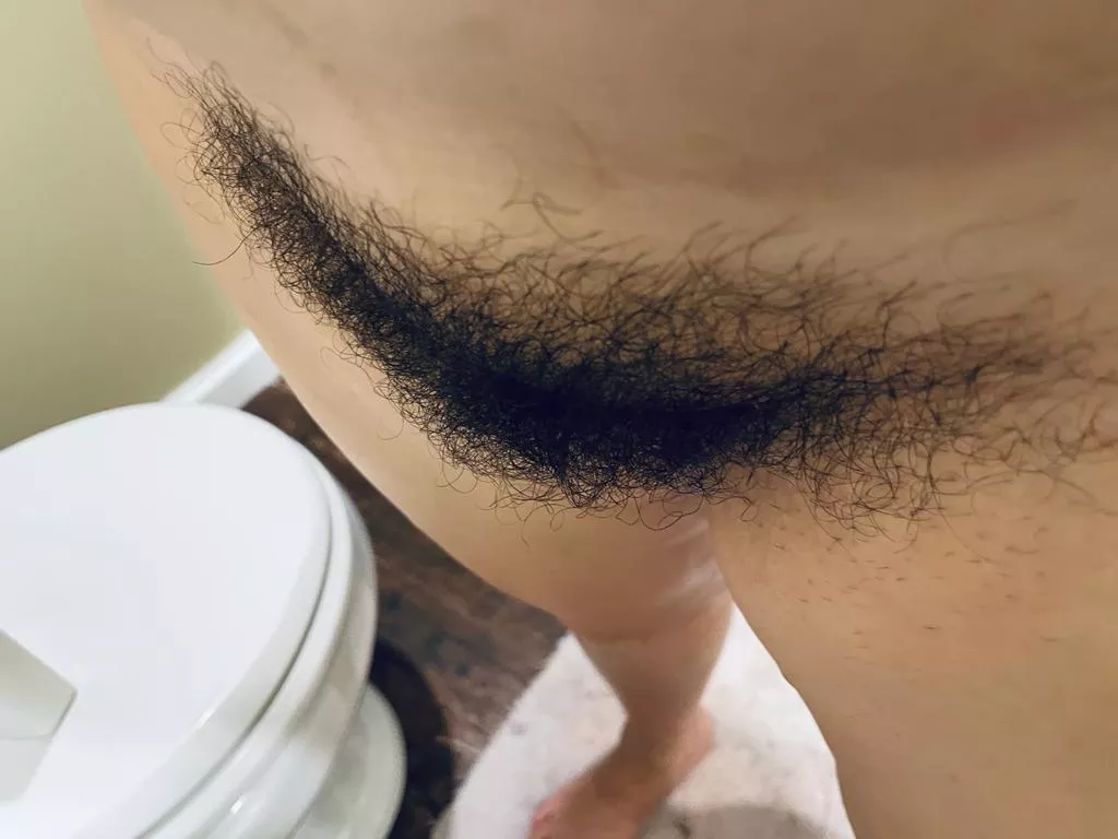 Proud to be a hairy milf