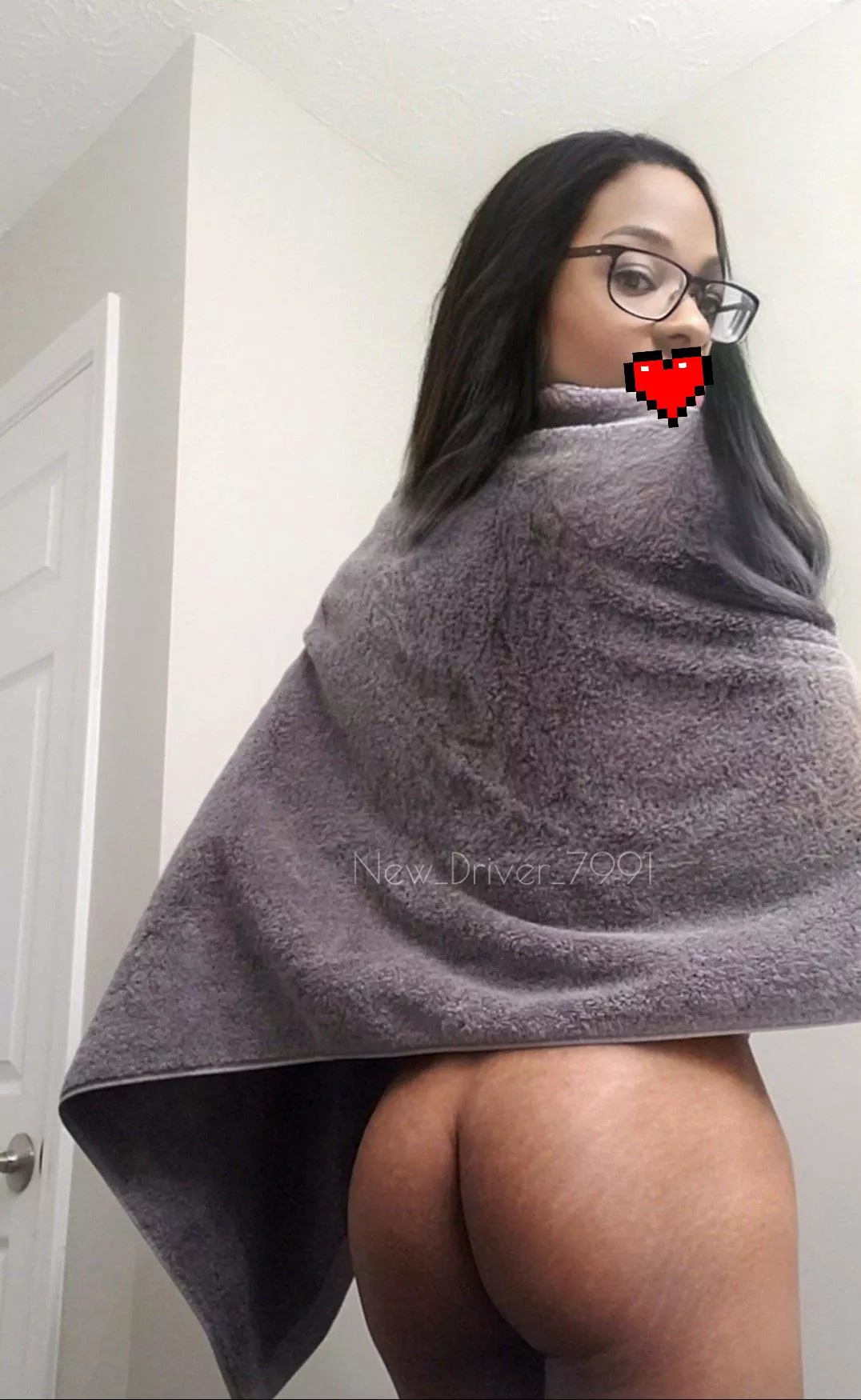 Pull my hair back and ride me daddy. Pull my hair back and ride me daddy.