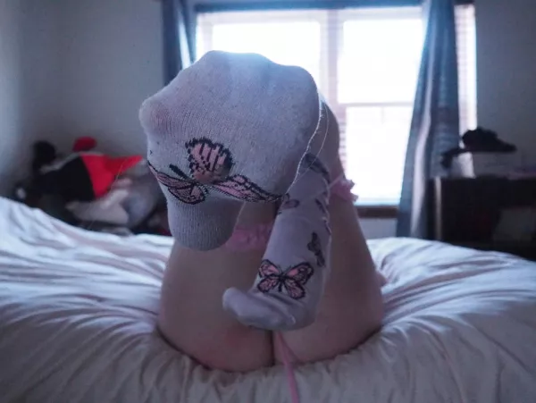 Pull the sock off for me? 😜 Pull the sock off for me? 😜