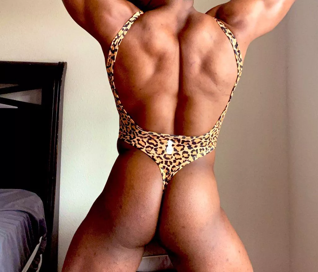 purple hat, cheetah print, dancing on the people...