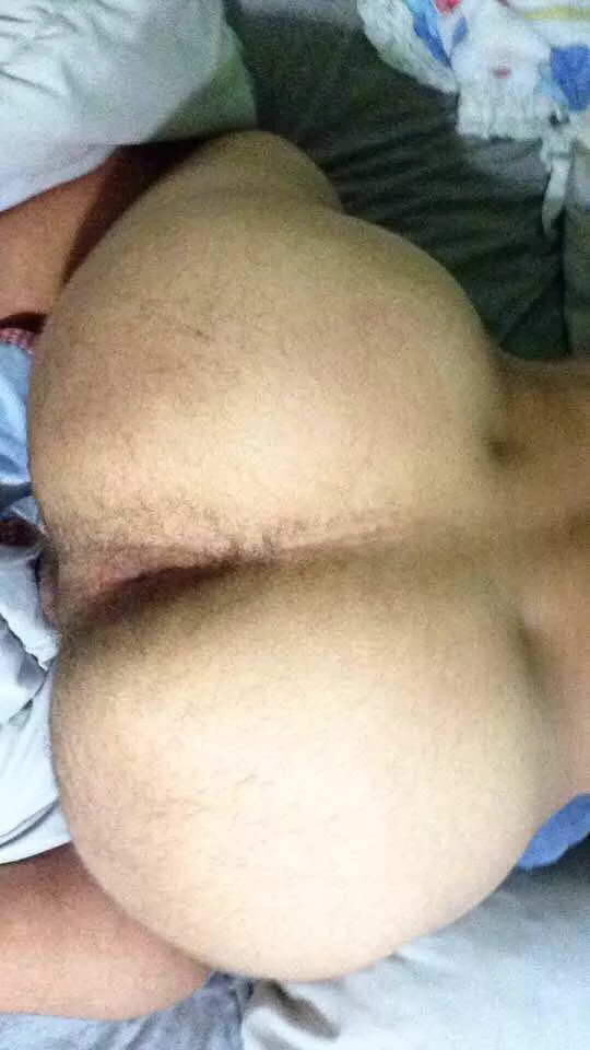 Put your tongue all over my hole