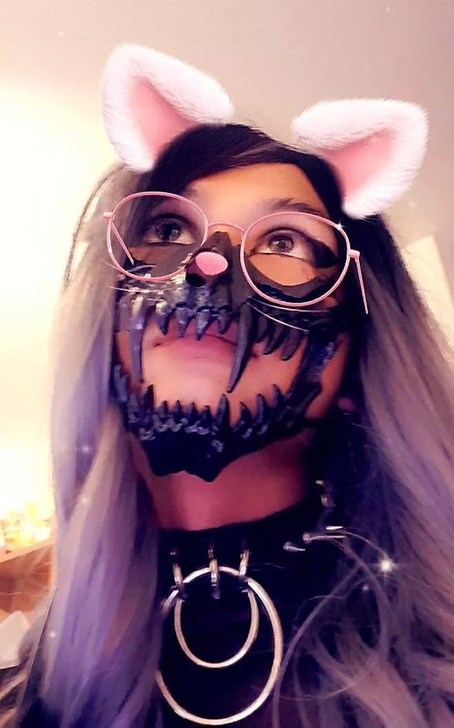 Pwease let me murder you? I have squishy thighs so you will suffocate between them! 👉👈