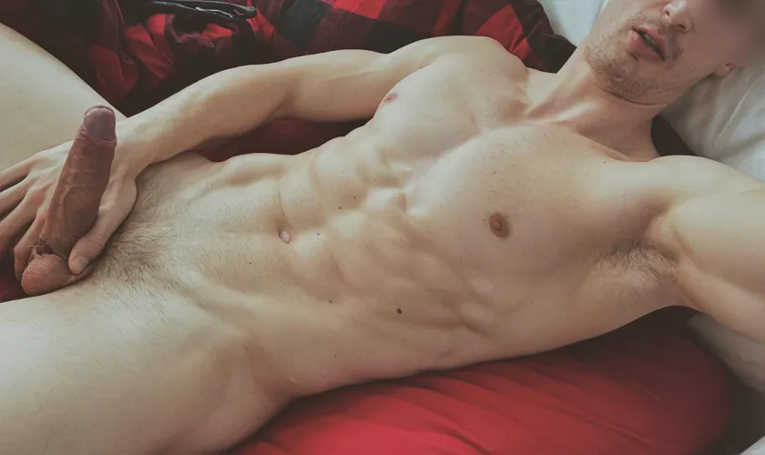 Question: would you be annoyed if I came up to chat with you at the gym? (M29 6’7”)