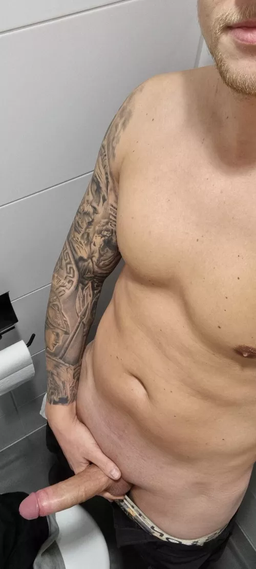 Quick bathroom selfie