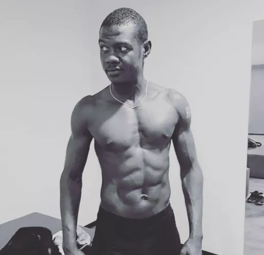 Quick black and white shot πͺ Quick black and white shot πͺ