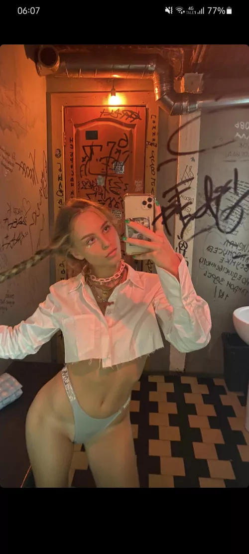 Quick cheeky one I'm the toilets!