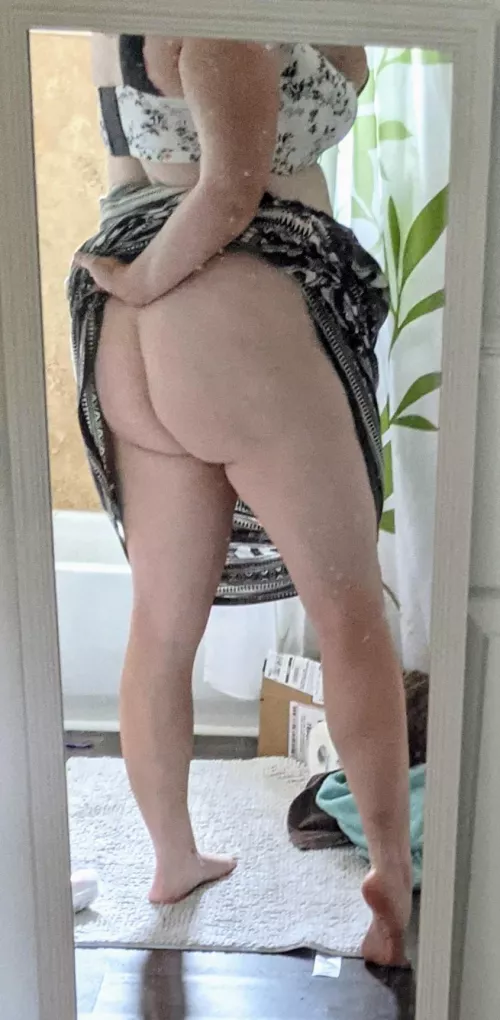 Quick lil [f]lash around the house ? (f33)