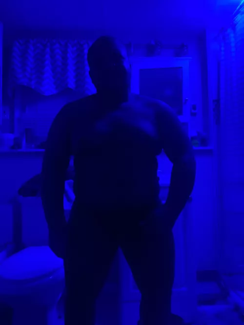 Quick pic before a late night shower.