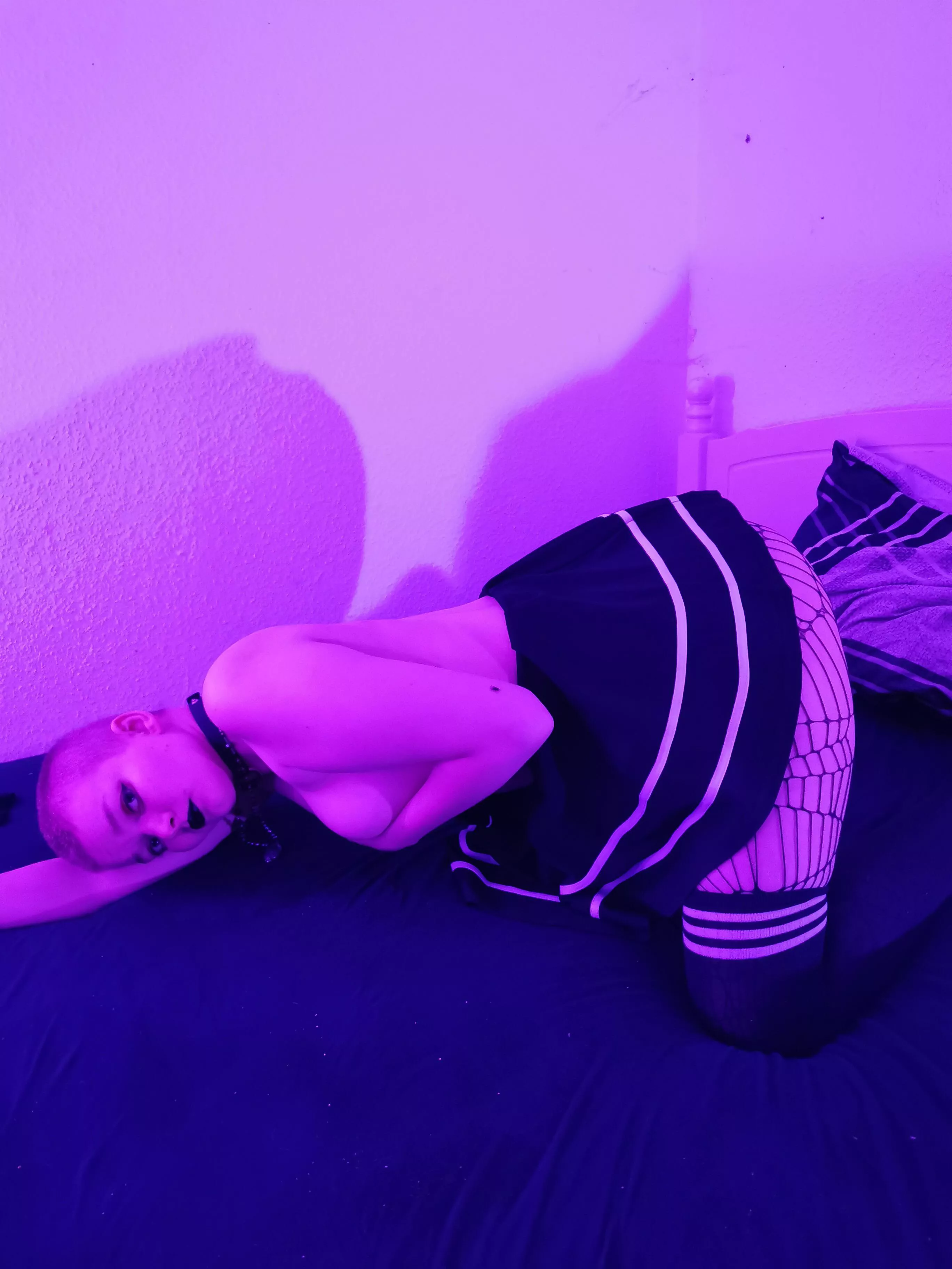 quite a handful…🖤 quite a handful…🖤