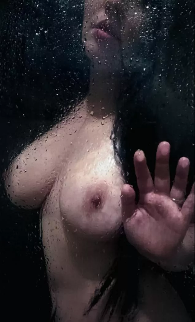 Racing droplets. Racing droplets.