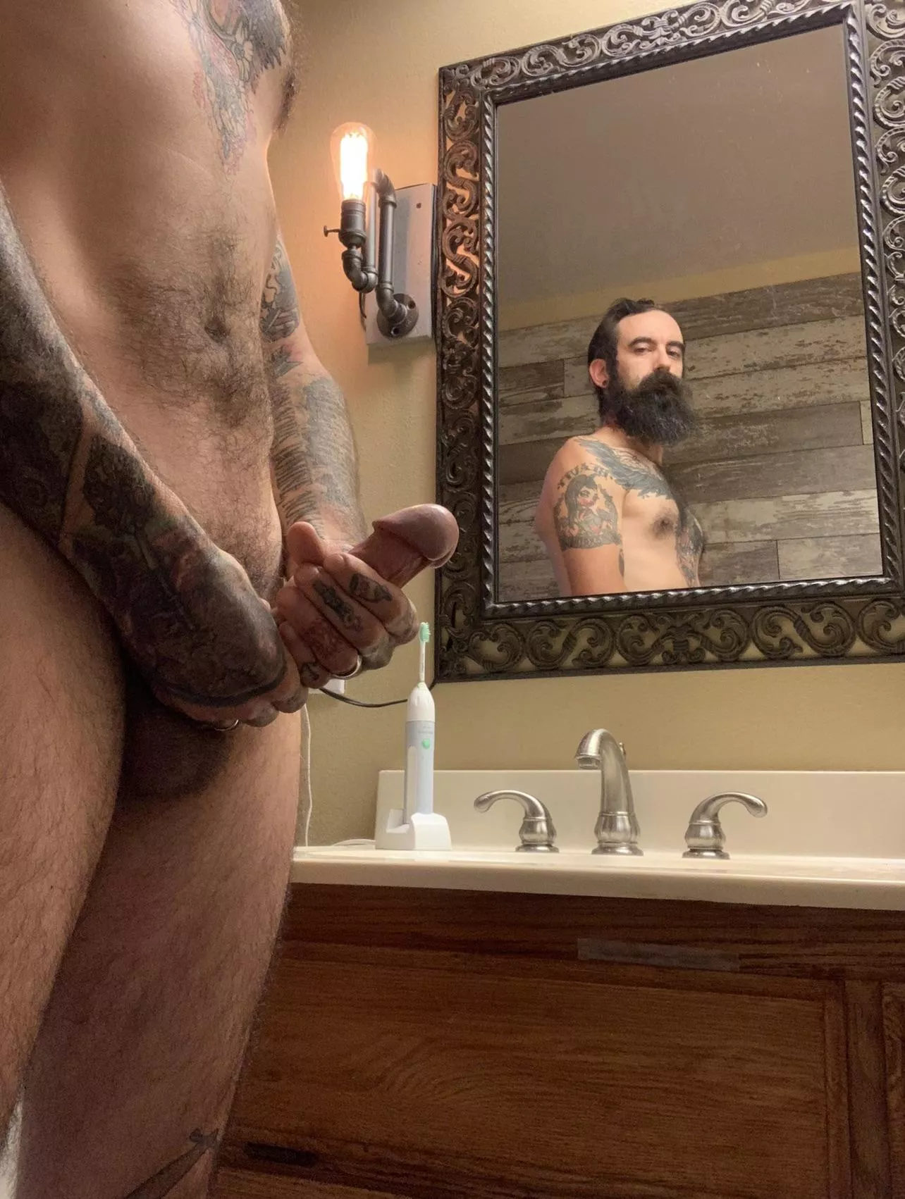Rainy Mondays make me want to fill you with cum… Rainy Mondays make me want to fill you with cum…