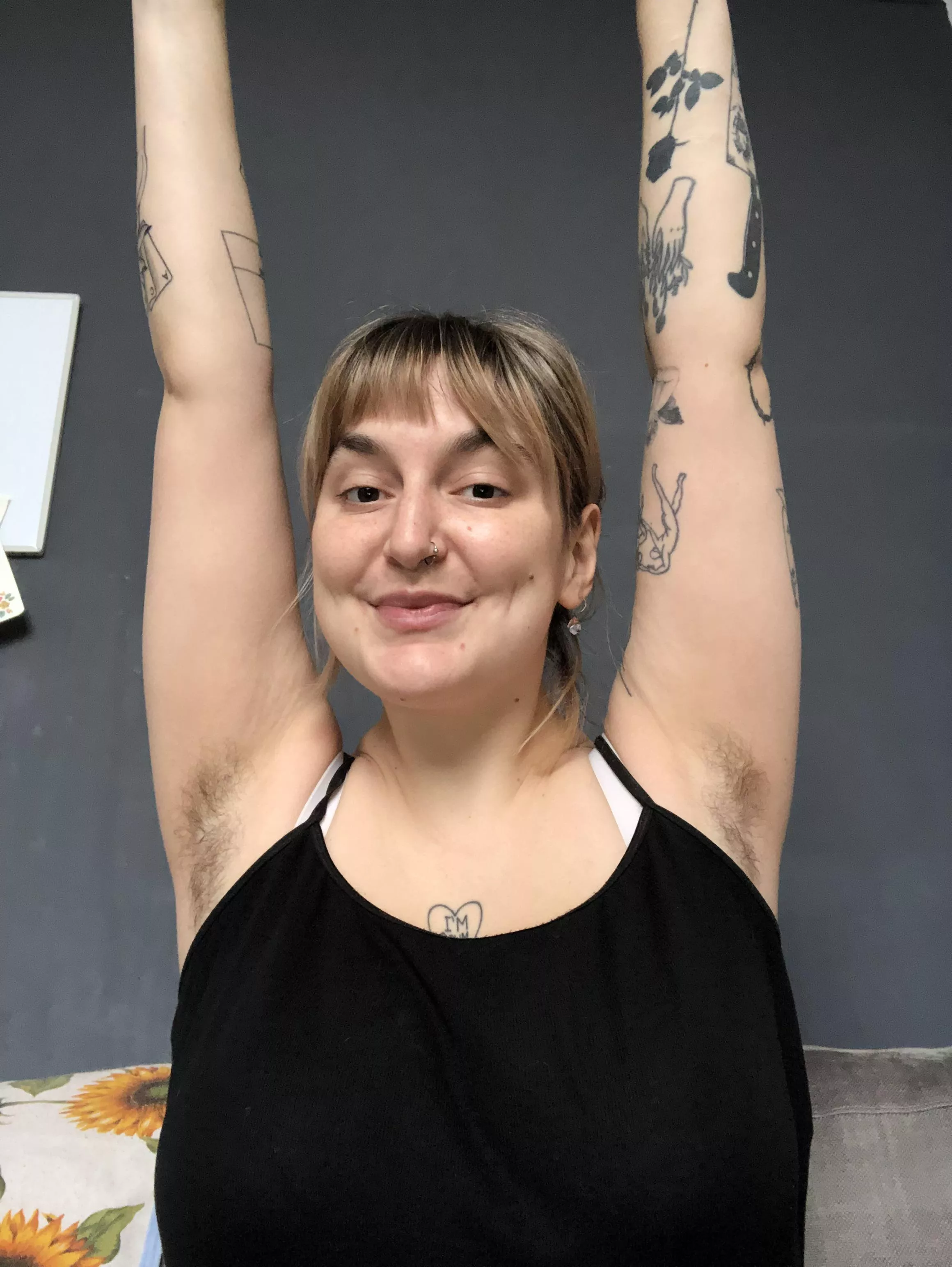 Raise your arms if you think hairy women are sexy! ;-) Raise your arms if you think hairy women are sexy! ;-)