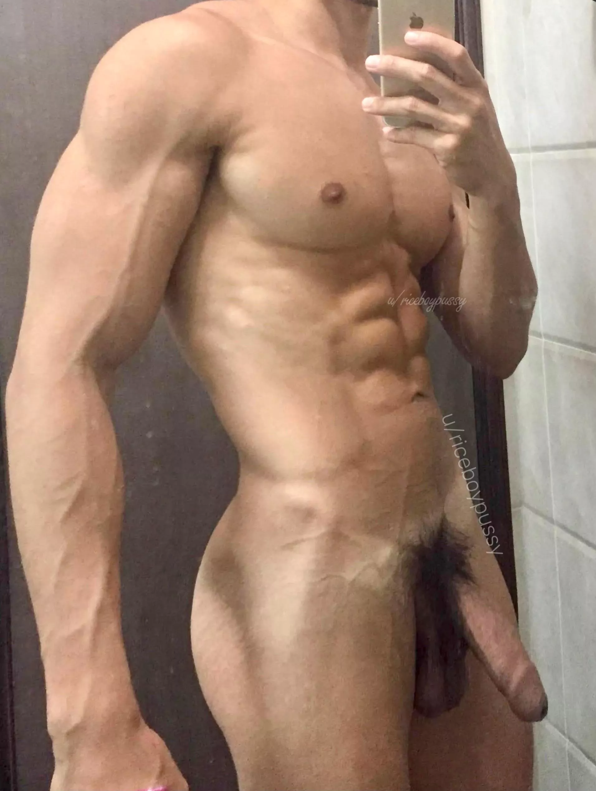 Raise your hand if you are ready to get down on your knees! 🤚🏼