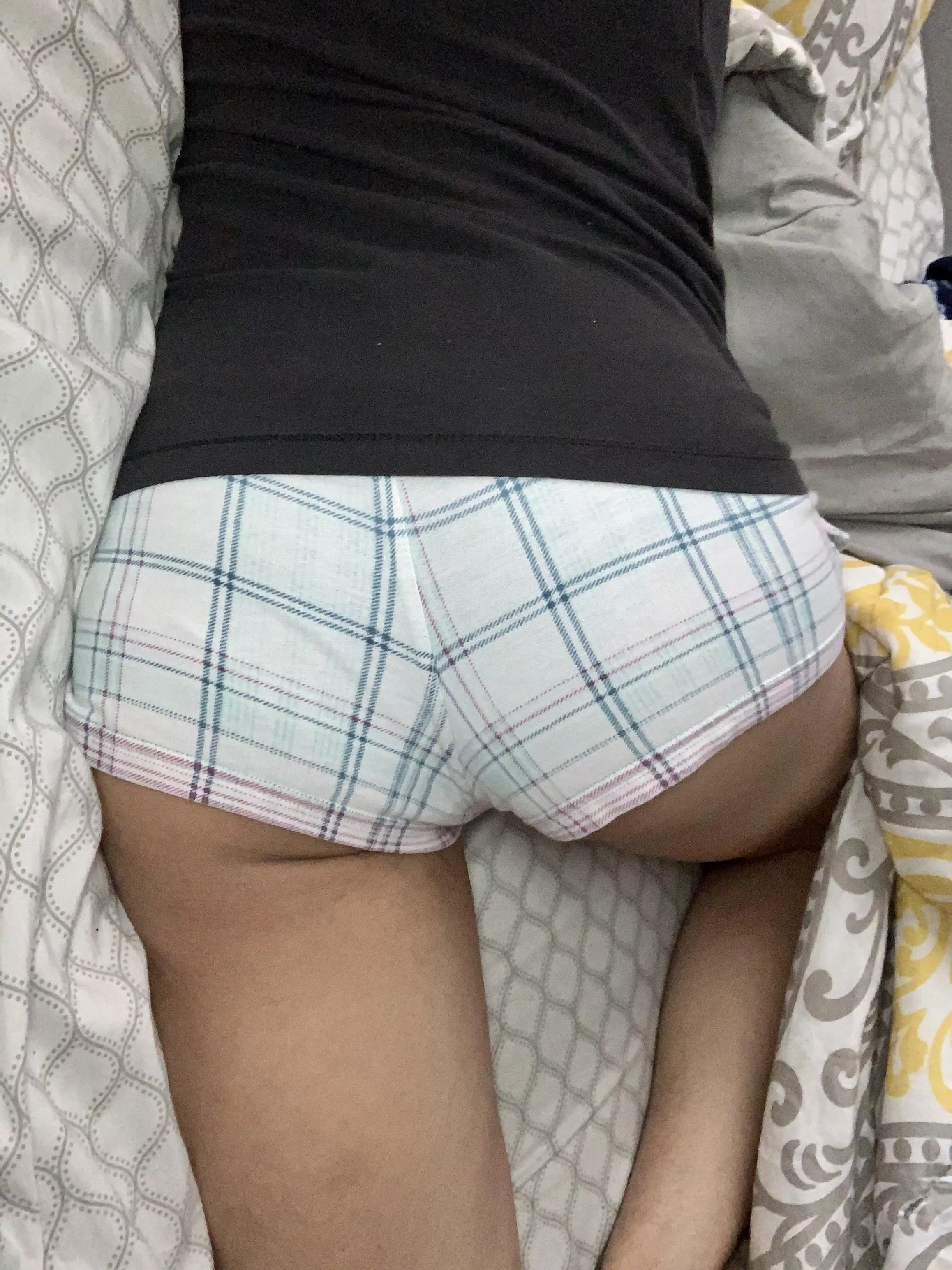 Raise your hand if you would bite it! 🙋♀️ Raise your hand if you would bite it! 🙋♀️