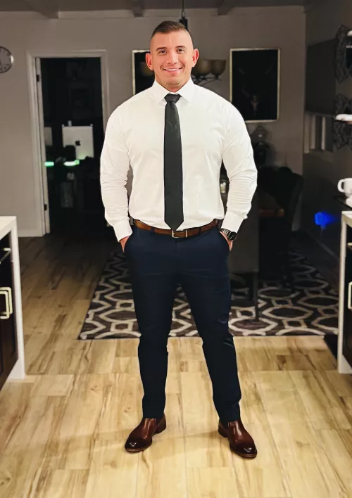 Rarely ever dress up, so here’s me without gym clothes basically! Rarely ever dress up, so here’s me without gym clothes basically!