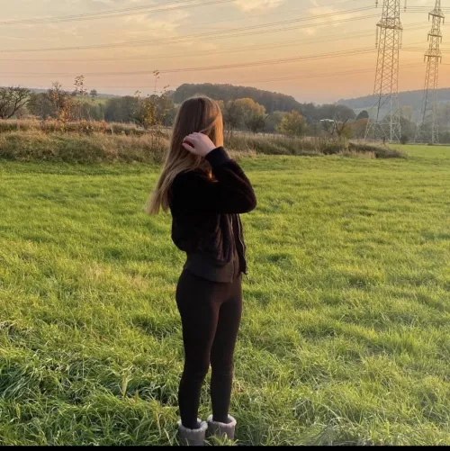 Rate her