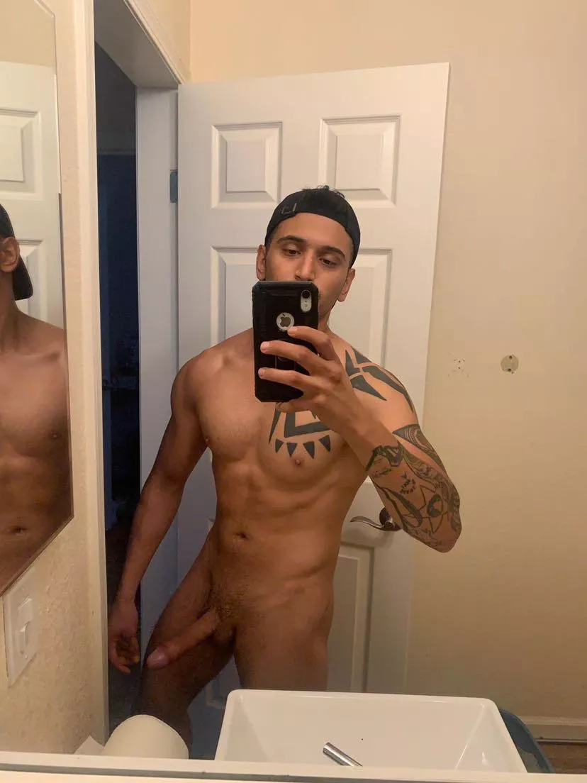 Rate it (M) 26 Rate it (M) 26