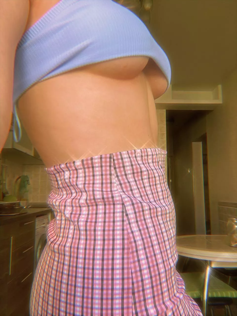Rate me body (1-10) (f) Rate me body (1-10) (f)