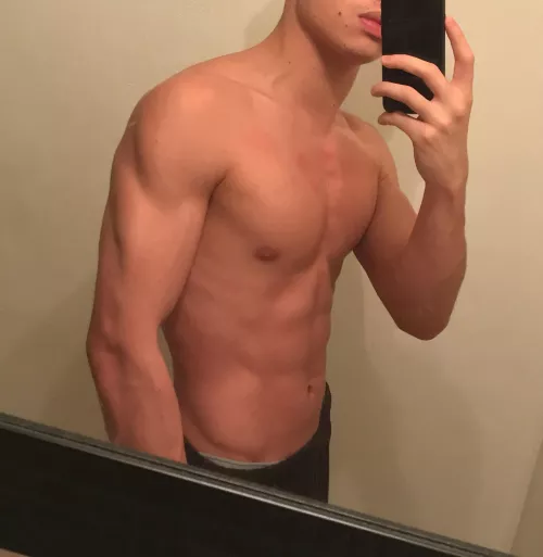 Rate my body👉👈