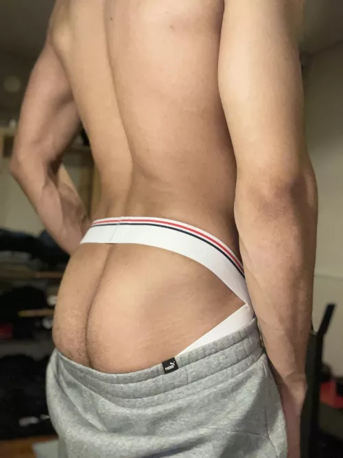 Rate my lil butt?π
