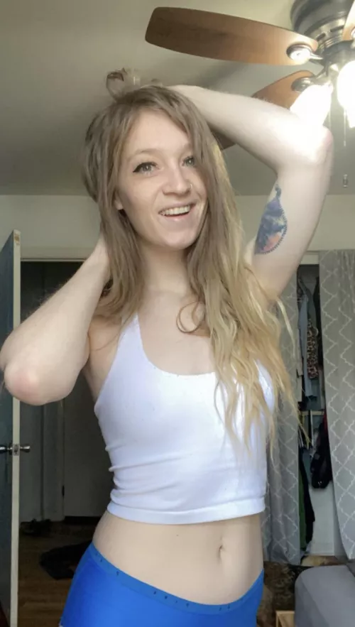 Rate my tummy from 1-10 ๐