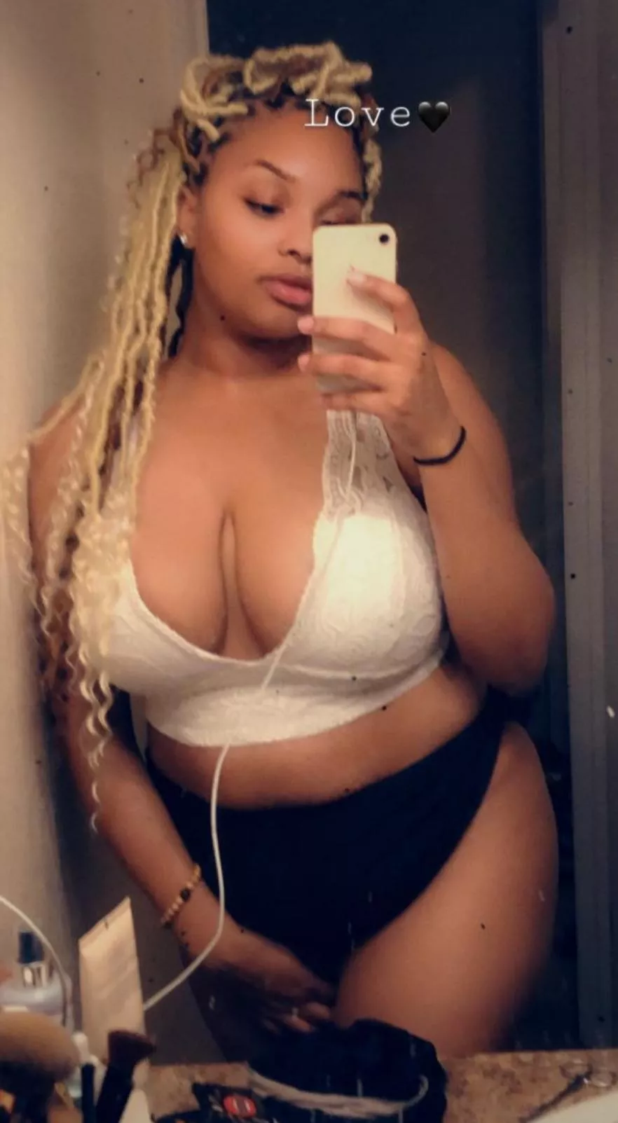 Ready for all the love! New creator alert! ⚠️📢👇🏽 Ready for all the love! New creator alert! ⚠️📢👇🏽