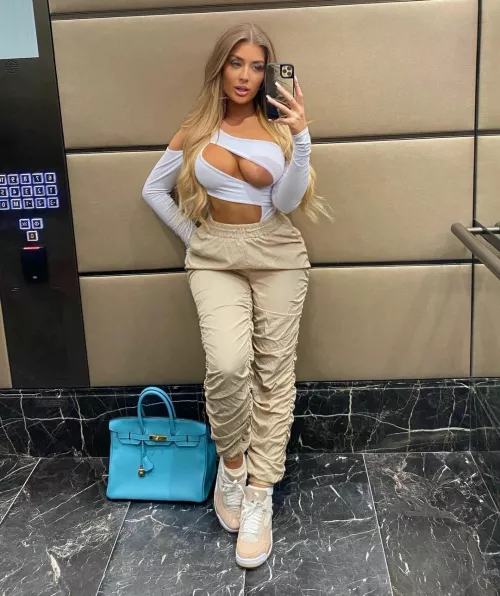 Ready to catch peoples eye