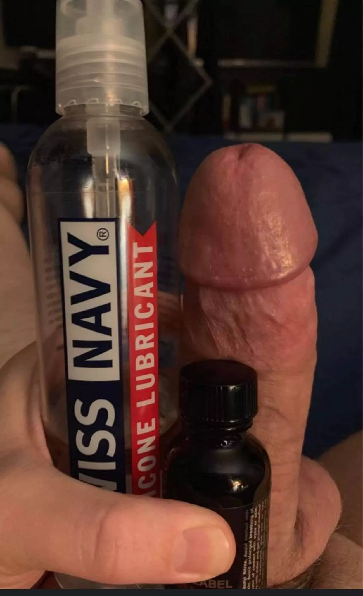 Ready to go 💦 who’s going to let daddy slide in? Ready to go 💦 who’s going to let daddy slide in?