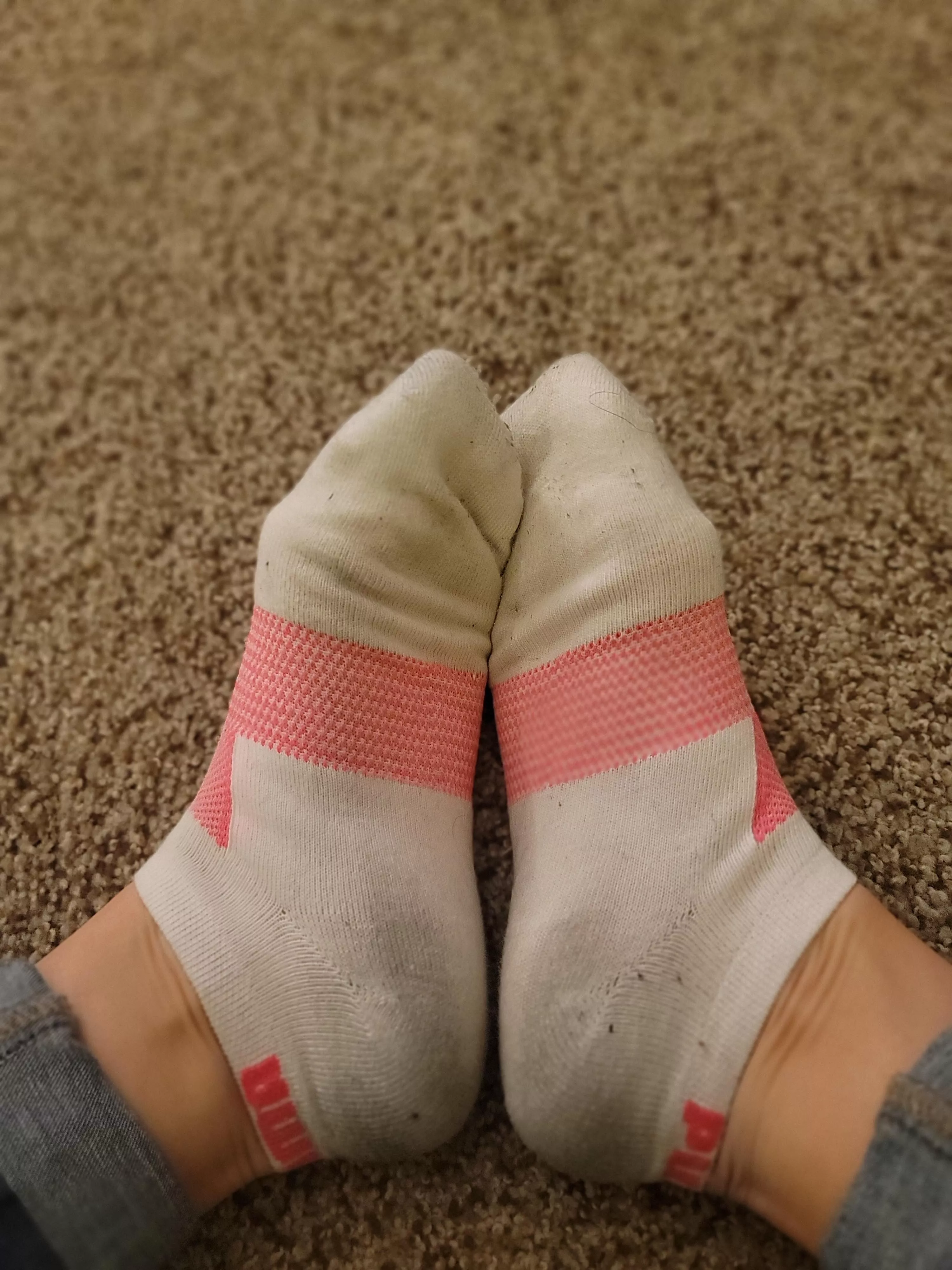 Ready to ship tomorrow morning. 4 days of wear by then. They're so damp. DM me for prices and info. Currently booked until next weekend though. -PinkPony